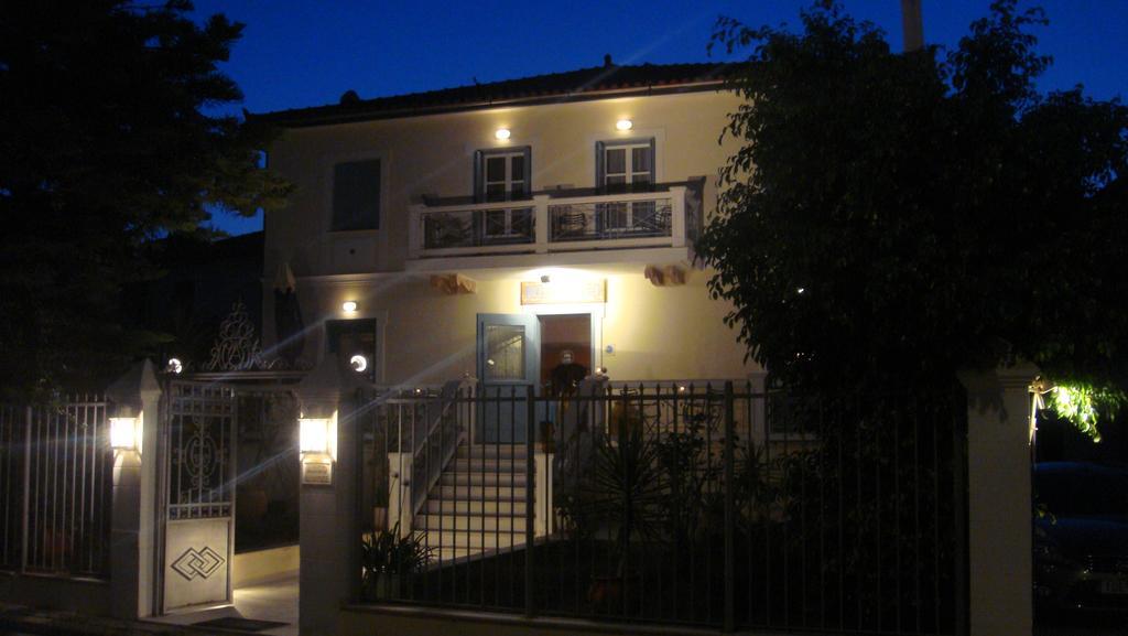 Hotel Argo Galaxidi Exterior photo